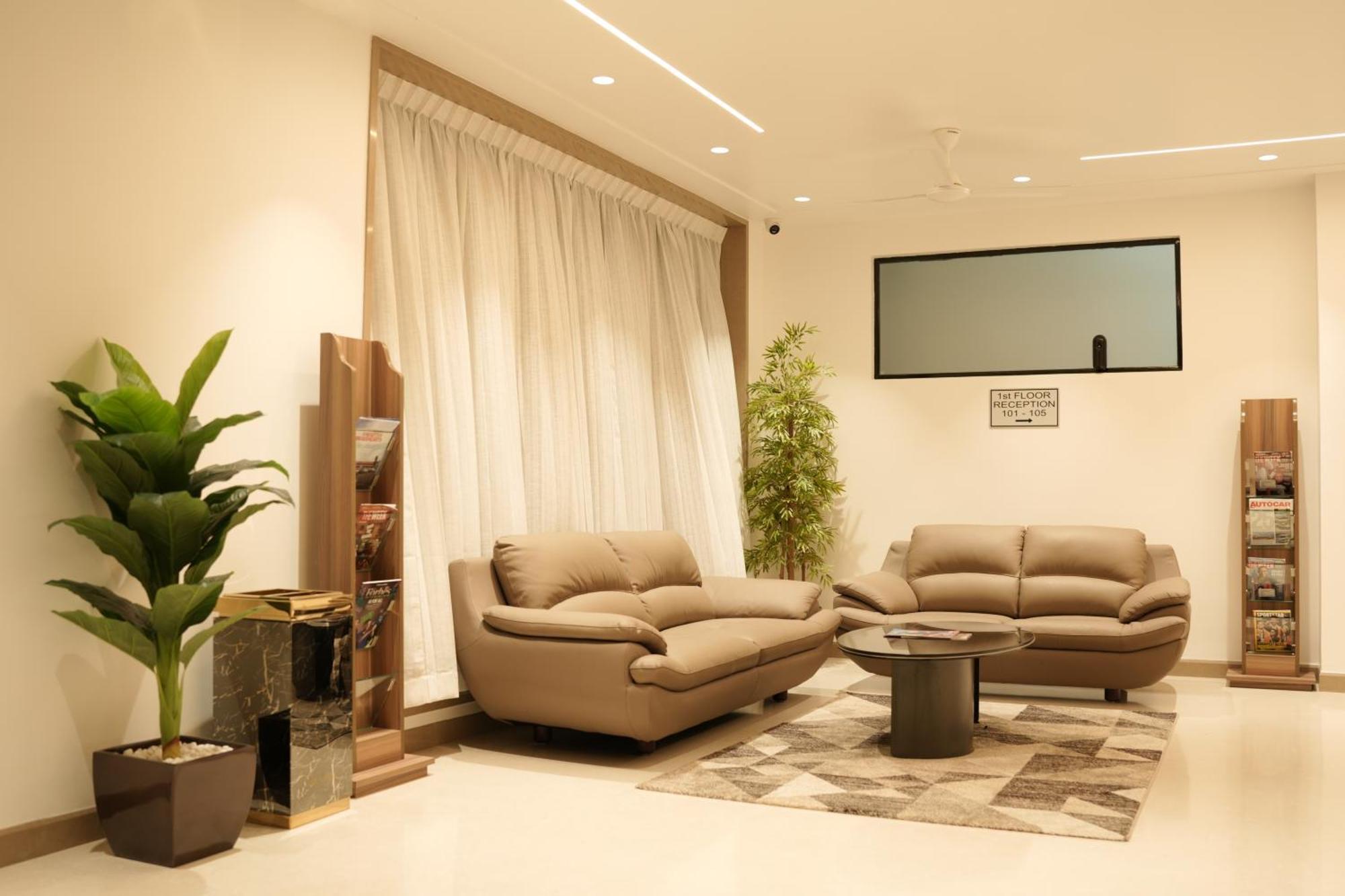 Kongu Residency Hotel Karūr Kültér fotó